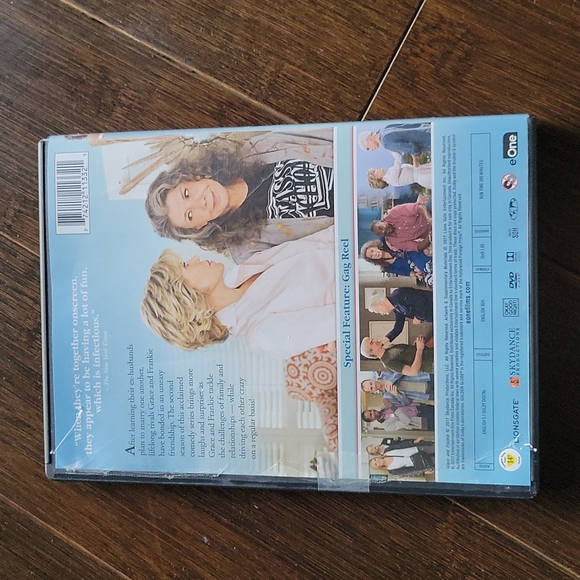 🔥3/$15 Grace and Frankie Season 2 - Picture 2 of 4